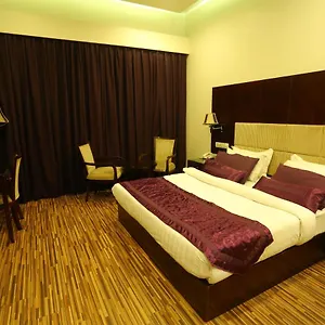 Hotel Mohan Vilaas